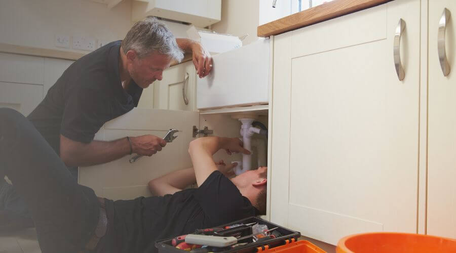 Professional Water Damage Mitigation services in Highland, WI